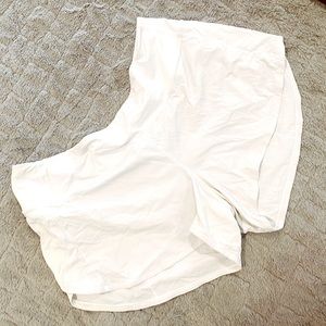 Lululemon white speed up shorts size 12 Tall